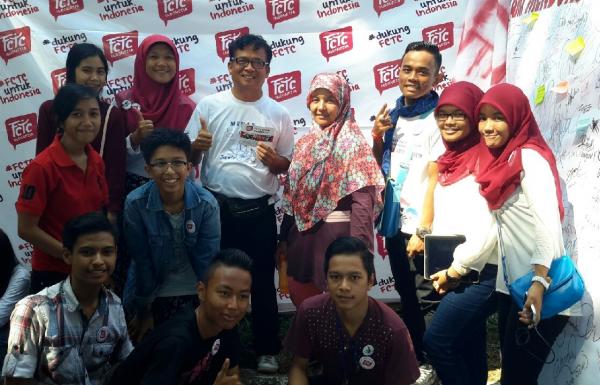 Aksi Gerakan Muda FCTC Padang